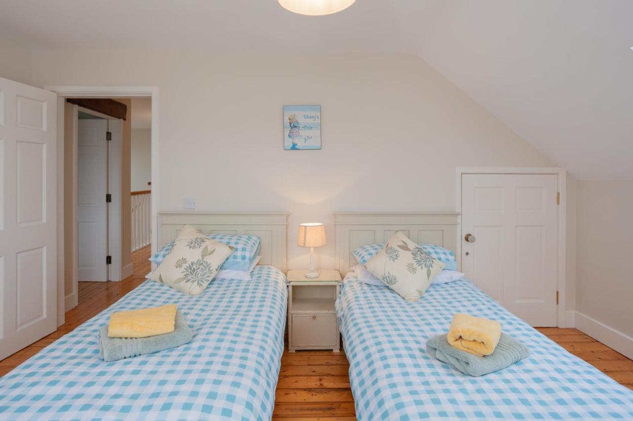 Holiday home Beautiful Mountain Views & Private Hot Tub