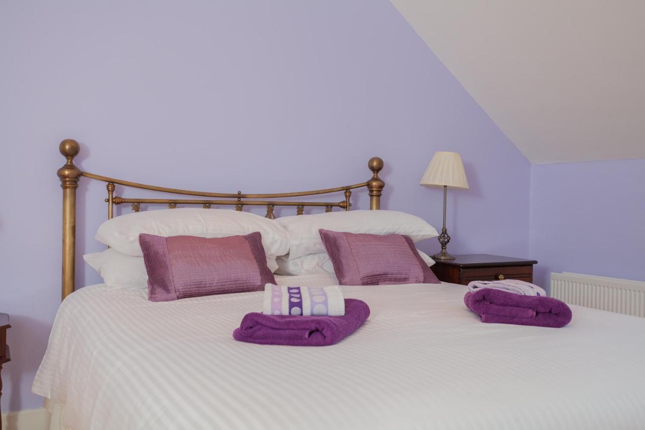Beautiful Mountain Views & Private Hot Tub Holiday home Kilcoo